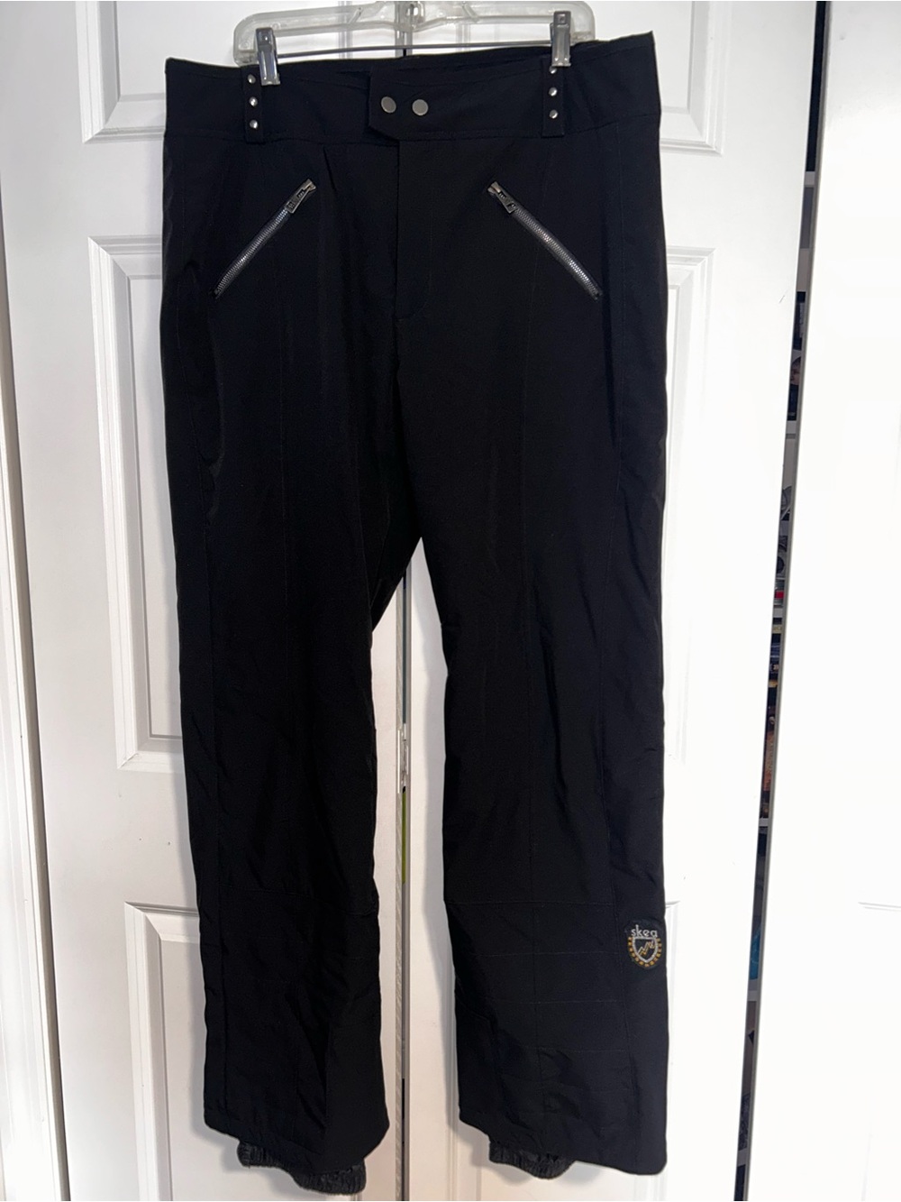 Women's Black Skea Tech Ski Pants with Zipper Pockets
